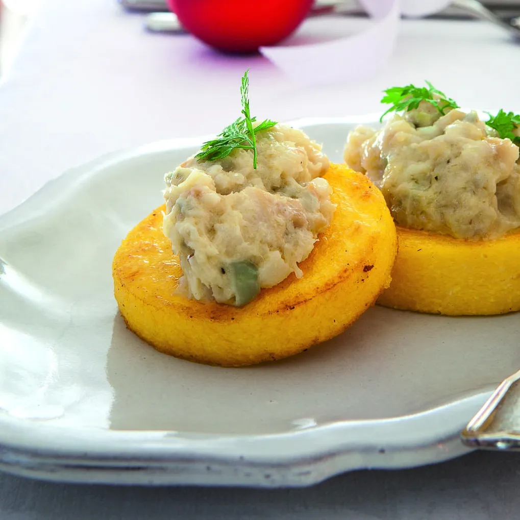 Baccalà mantecato su polenta